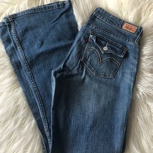 Levis Jean 524 Style